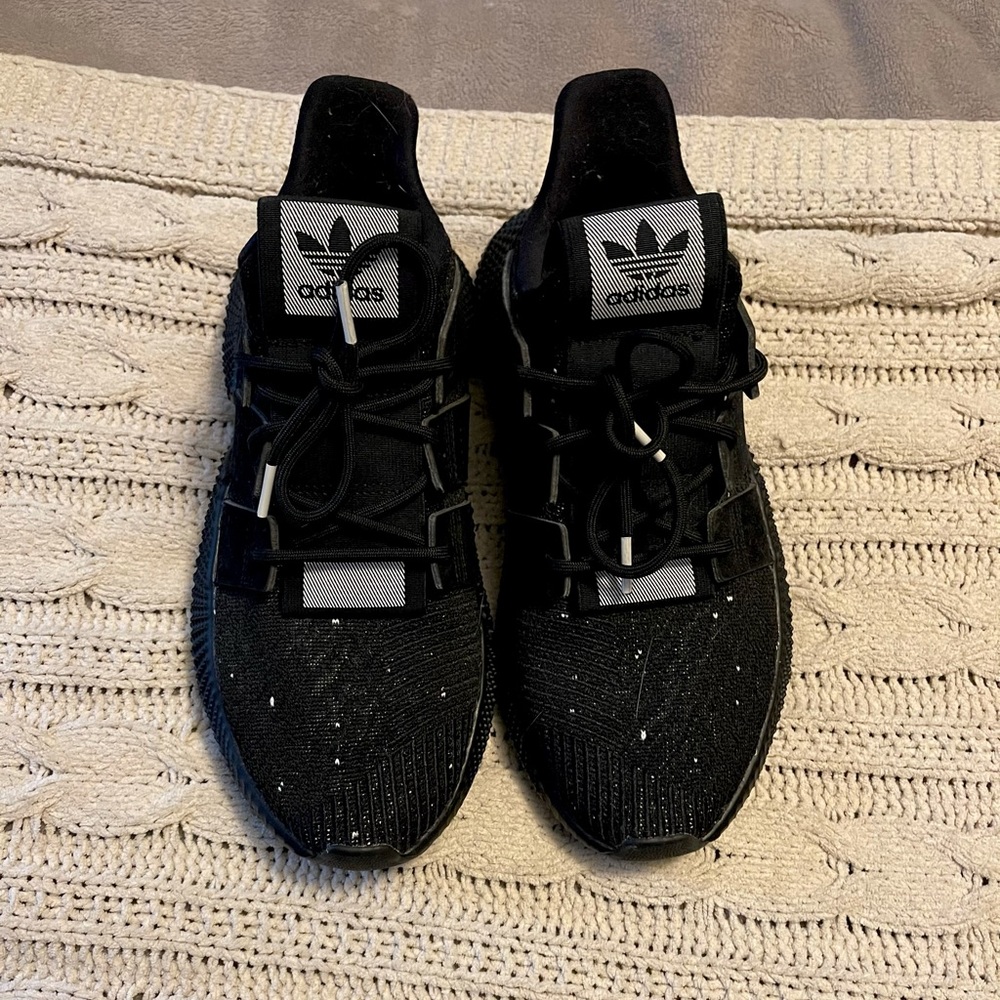 ✖️ BLACK ADIDAS ✖️